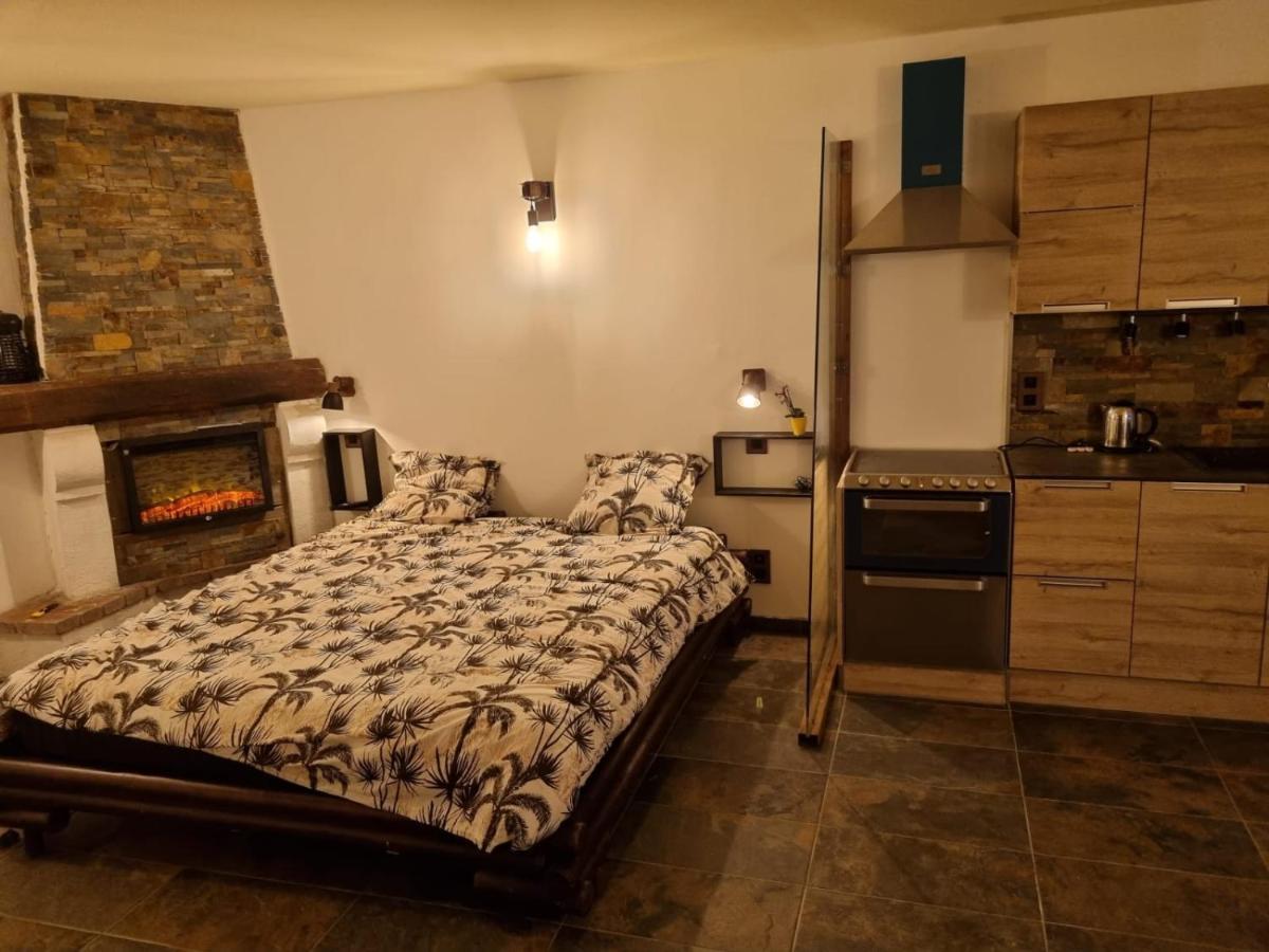 Studio Port Pin Vue Mer, Jacuzzi, Hammam, Parking Prives Cassis Bagian luar foto