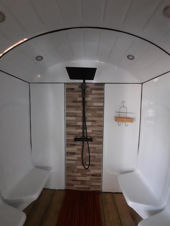 Studio Port Pin Vue Mer, Jacuzzi, Hammam, Parking Prives Cassis Bagian luar foto