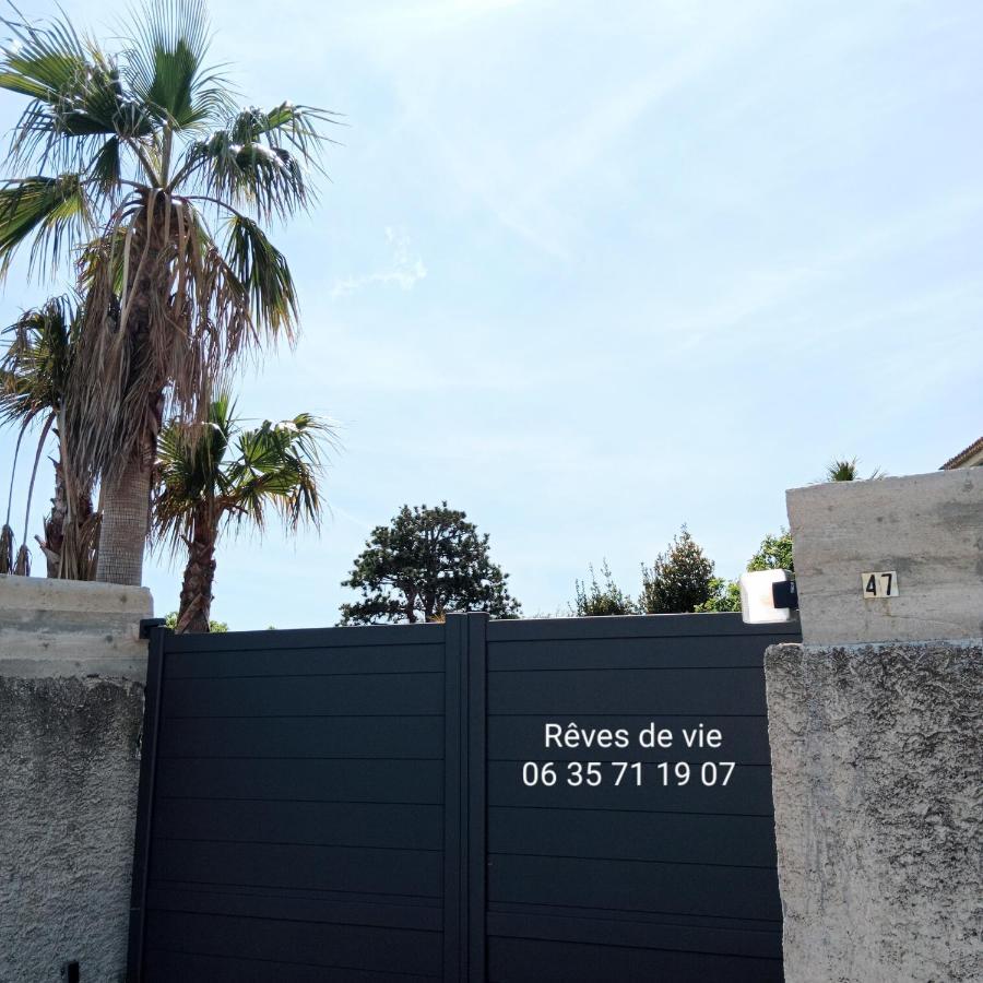 Studio Port Pin Vue Mer, Jacuzzi, Hammam, Parking Prives Cassis Bagian luar foto